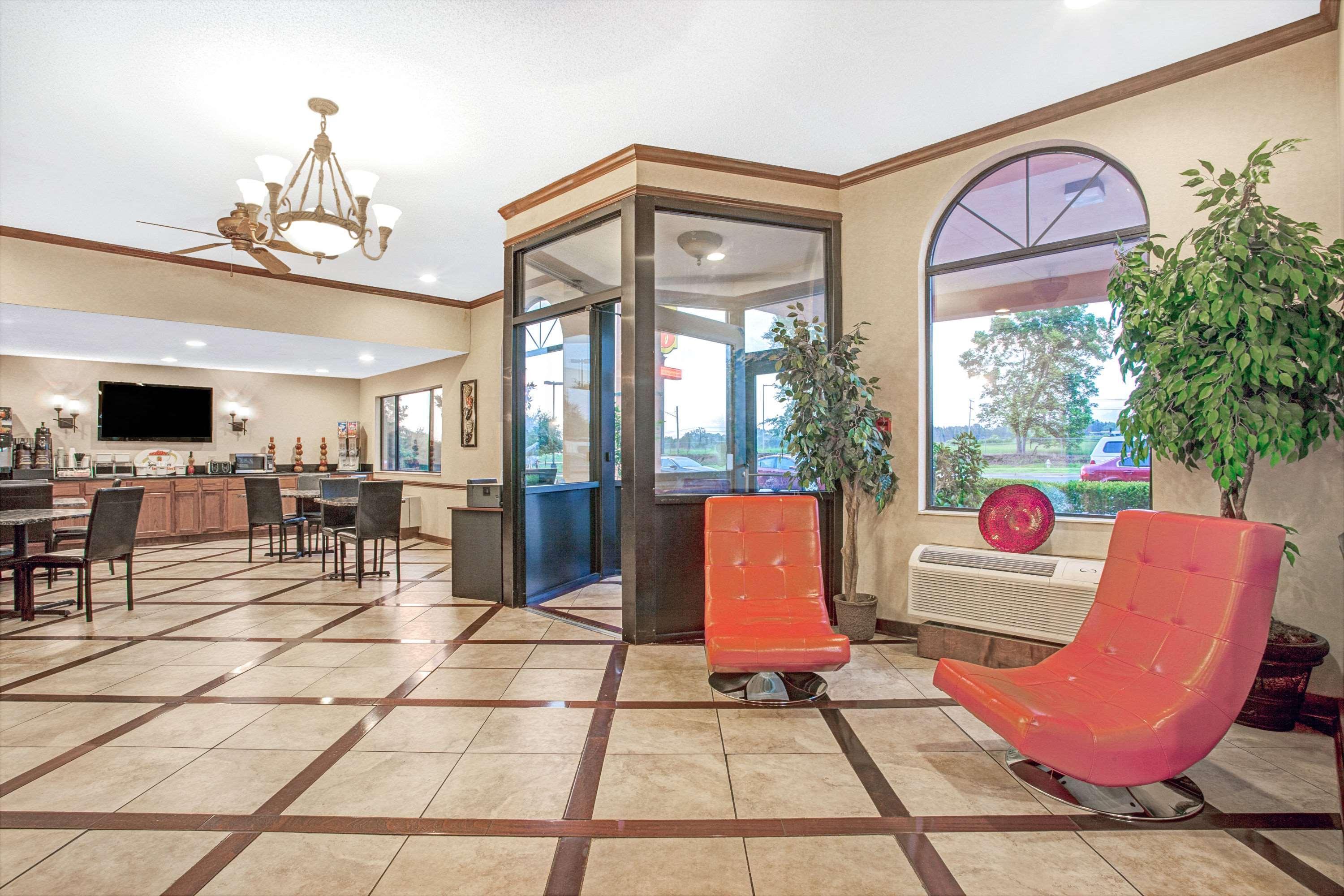 מלון Super 8 By Wyndham קלינטון מראה חיצוני תמונה